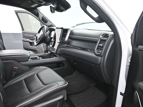 Used 2022 RAM 1500 Limited AWD/4WD image 17