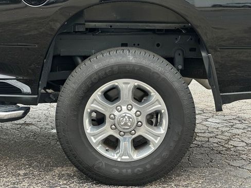 Used 2025 RAM 2500 Big Horn AWD/4WD image 29