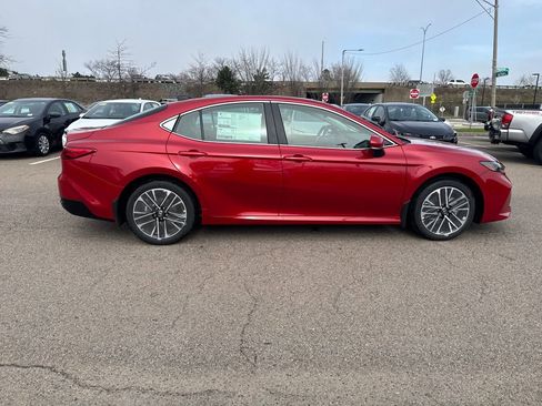 New 2026 Toyota Camry XLE AWD/4WD image 8