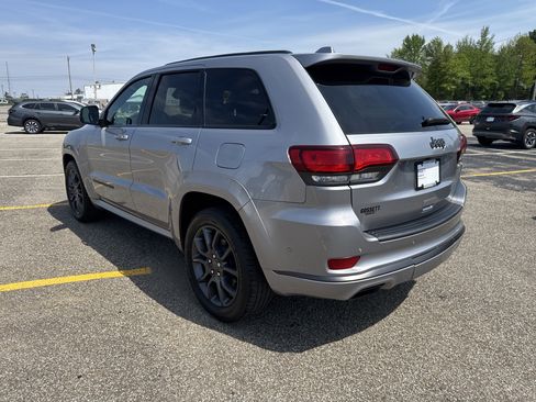 Used 2021 Jeep Grand Cherokee High Altitude image 3