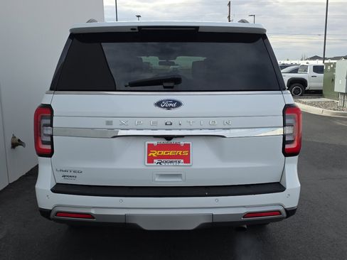 Used 2023 Ford Expedition Limited image 9