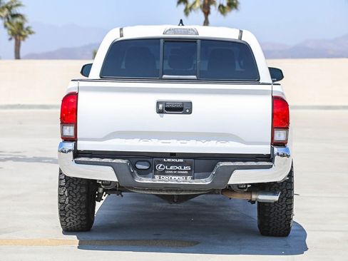 Used 2021 Toyota Tacoma SR5 RWD image 6