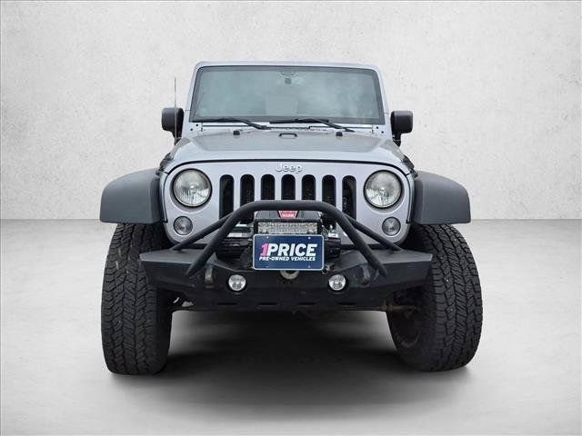 Used 2014 Jeep Wrangler Unlimited Rubicon w/ Connectivity Group AWD/4WD image 2