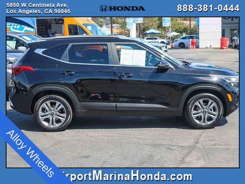 Used 2021 Kia Seltos S FWD image 12