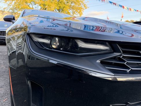 Used 2023 Chevrolet Camaro LT image 14