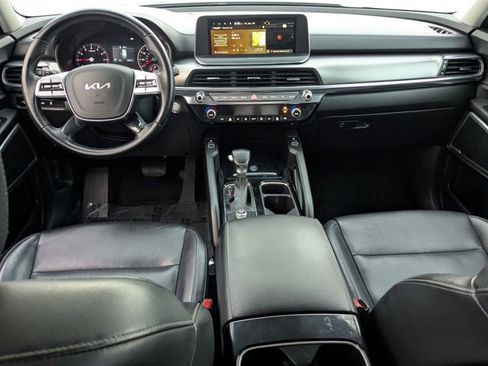 Used 2022 Kia Telluride S FWD image 17