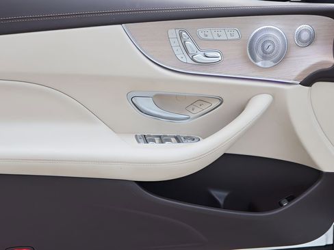 Used 2020 Mercedes-Benz E 450 Cabriolet image 11