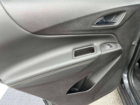 Certified 2018 Chevrolet Equinox Premier FWD image 15