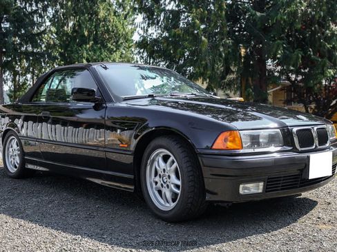 Used 1999 BMW 323i Convertible image 22