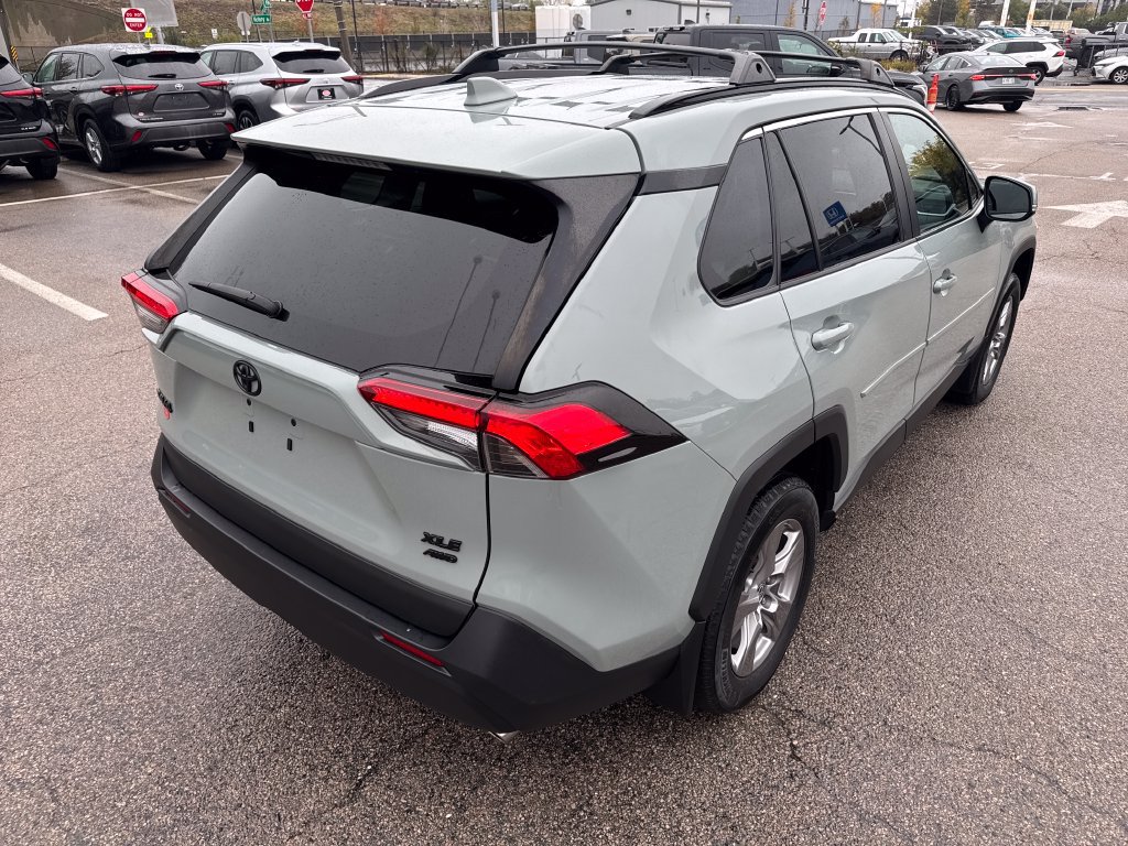 Used 2023 Toyota RAV4 XLE w/ Convenience Package AWD/4WD image 9