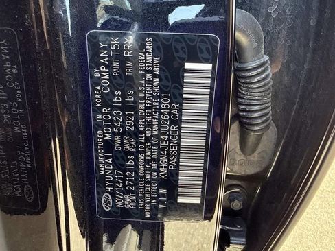 Used 2018 Genesis G80 3.8 AWD/4WD image 29
