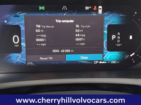 Certified 2023 Volvo XC90 B5 Core image 21