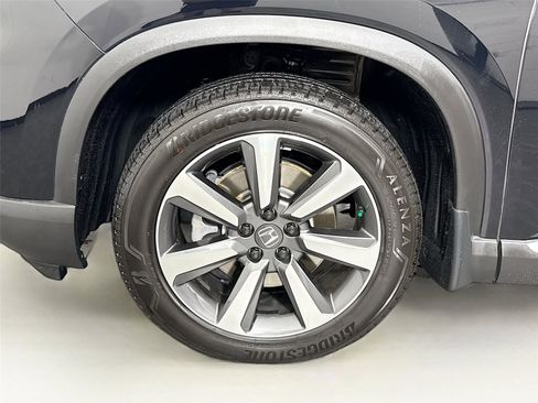 Used 2023 Honda Pilot Elite image 49