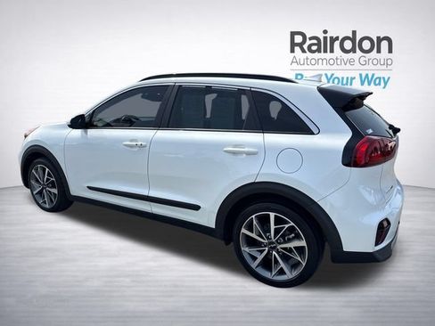 Used 2022 Kia Niro Touring Special Edition FWD image 5