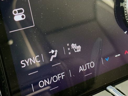 New 2026 GMC Yukon XL Elevation AWD/4WD image 24