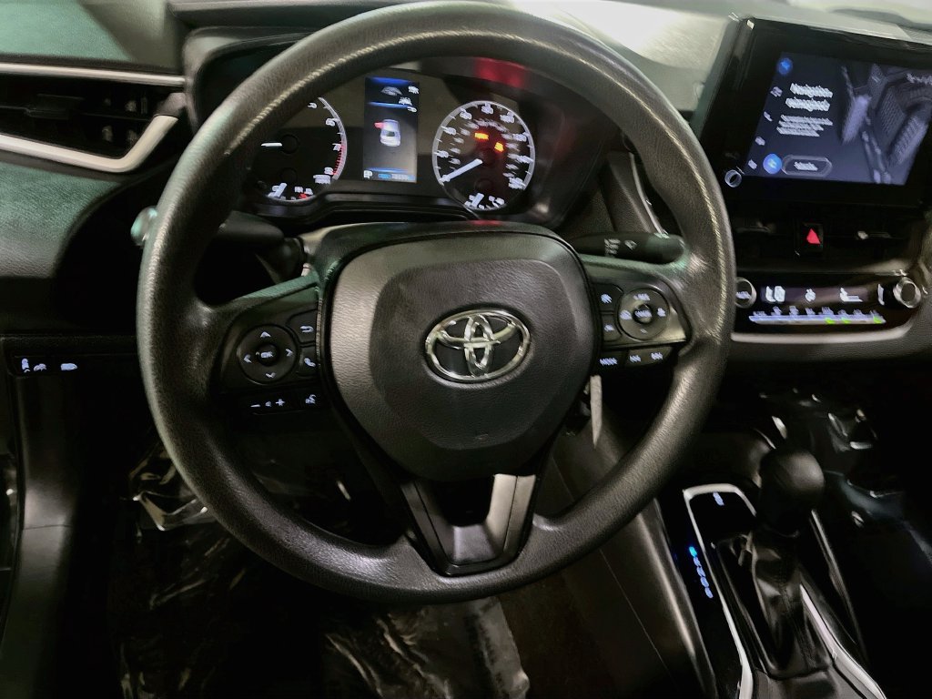 Used 2023 Toyota Corolla LE w/ Carpet Mat Package (TMS) FWD image 11