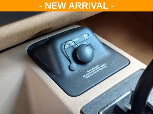 Used 2001 Jeep Wrangler Sahara AWD/4WD image 31