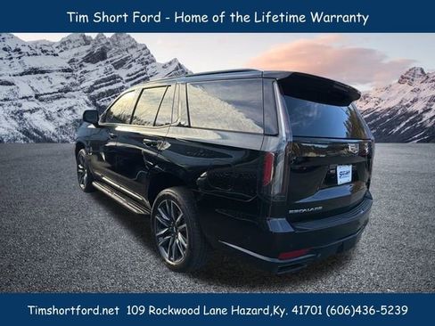 Used 2023 Cadillac Escalade Sport image 6