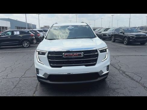 Used 2024 GMC Acadia Elevation w/ LPO, Floor Liner Package FWD image 3