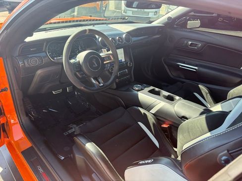 Used 2020 Ford Mustang Shelby GT500 w/ Carbon Fiber Track Pack image 12