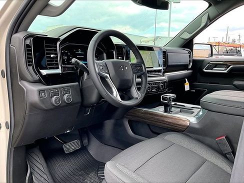 New 2026 Chevrolet Silverado 1500 RST w/ True North Edition Plus AWD/4WD image 8