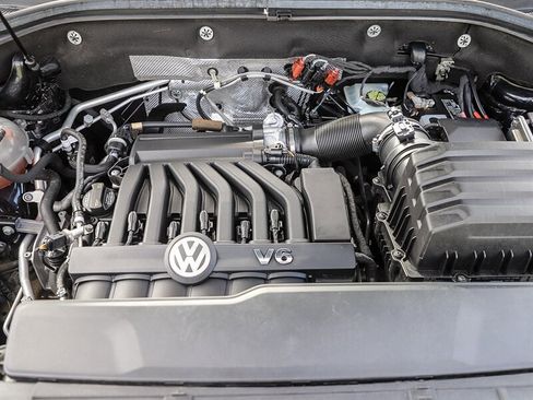 Used 2019 Volkswagen Atlas SEL Premium image 39