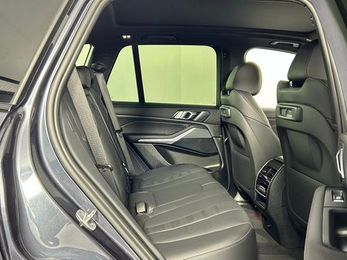 Used 2021 BMW X5 xDrive45e w/ M Sport Package image 13