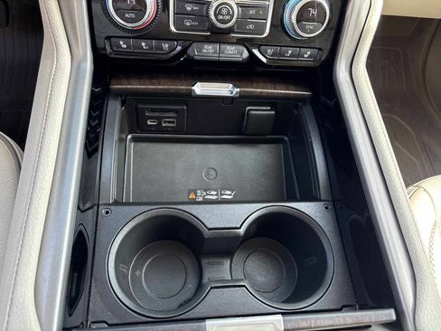Used 2021 GMC Yukon XL Denali w/ Denali Ultimate Package image 35