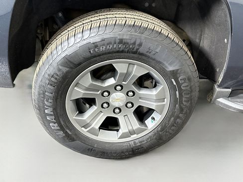 Used 2019 Chevrolet Tahoe LS image 31