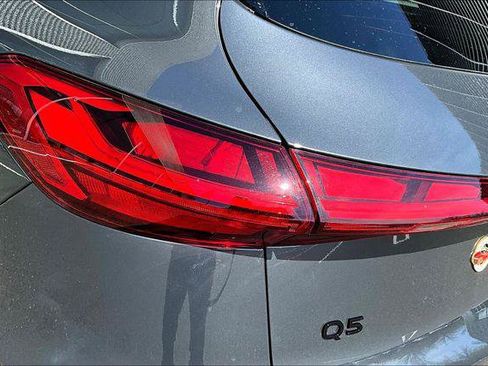 Used 2025 Audi Q5 Prestige AWD/4WD image 23