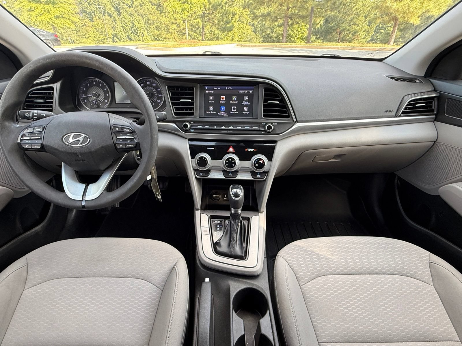 Used 2019 Hyundai Elantra SEL FWD image 23