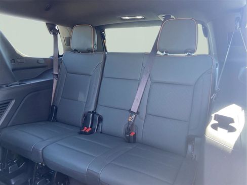 Used 2026 GMC Yukon AT4 w/ AT4 Premium Package AWD/4WD image 14