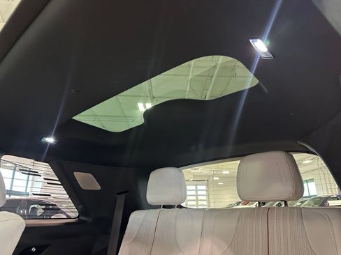 Used 2026 Cadillac Vistiq Luxury AWD/4WD image 49