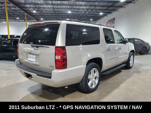 Used 2011 Chevrolet Suburban LTZ AWD/4WD image 10