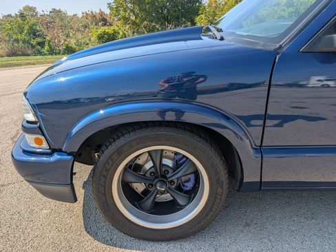 Used 2004 Chevrolet Blazer LS w/ Preferred Equipment Group image 35