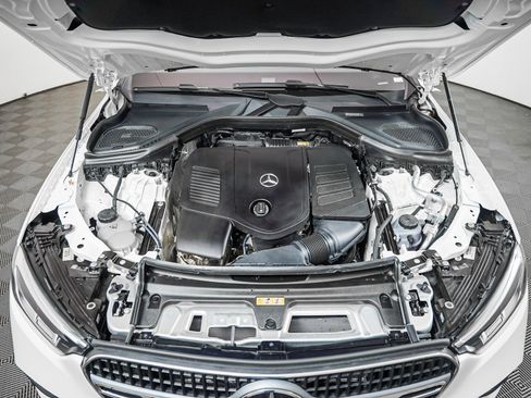 Certified 2026 Mercedes-Benz GLC 300 image 3