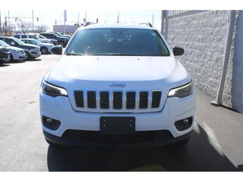 Used 2022 Jeep Cherokee Latitude Lux image 11