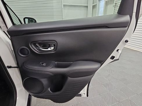 New 2027 Honda HR-V EX-L image 33