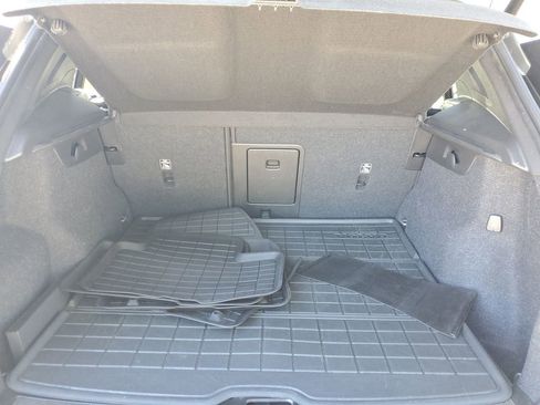 Used 2022 Volvo XC40 T5 Inscription w/ Advanced Package image 15