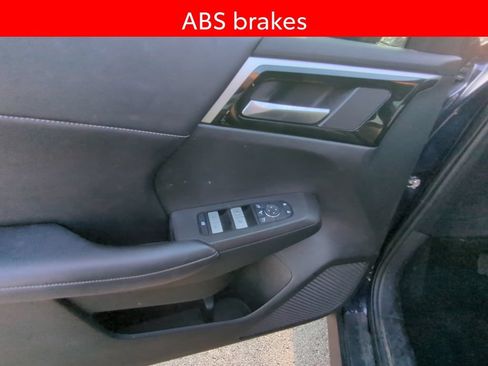 Used 2024 Mitsubishi Outlander SE AWD/4WD image 8