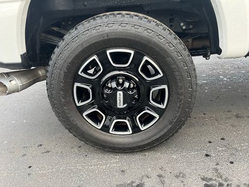 Used 2025 Ford F350 Platinum image 21