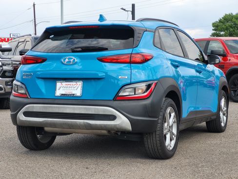 Used 2023 Hyundai Kona SEL w/ Cargo Package AWD/4WD image 4