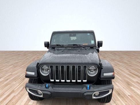 Used 2021 Jeep Wrangler Unlimited Sahara w/ Cold Weather Group image 2