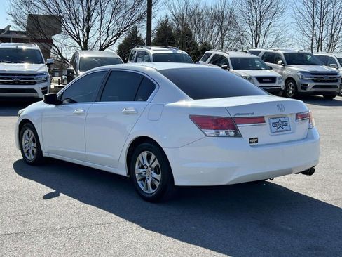 Used 2011 Honda Accord LX-P image 5