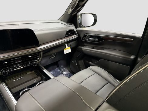 New 2026 Chevrolet Tahoe Premier w/ Sun And Tow Package image 30