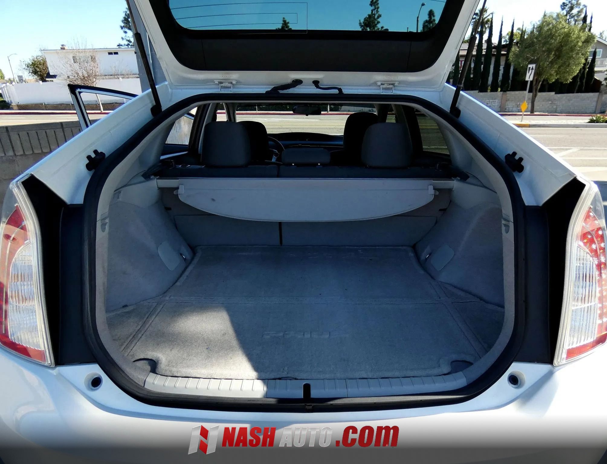 Used 2014 Toyota Prius Two FWD image 35