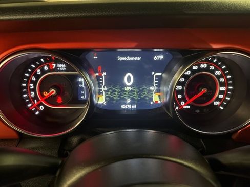 Used 2021 Jeep Gladiator Rubicon w/ Cold Weather Group image 12