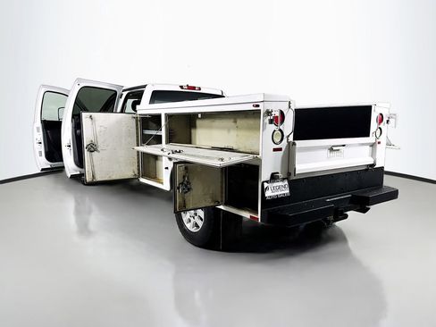 Used 2011 Chevrolet Silverado 3500 LT AWD/4WD image 17