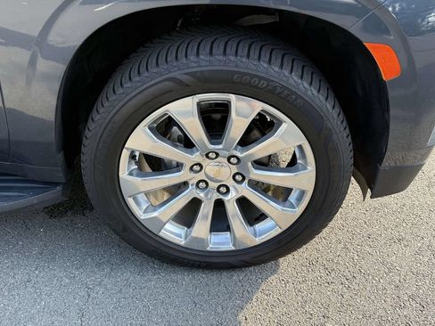 Used 2021 Chevrolet Tahoe Premier AWD/4WD image 12