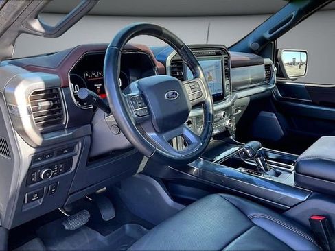 Used 2022 Ford F150 Lariat w/ Equipment Group 502A High image 17